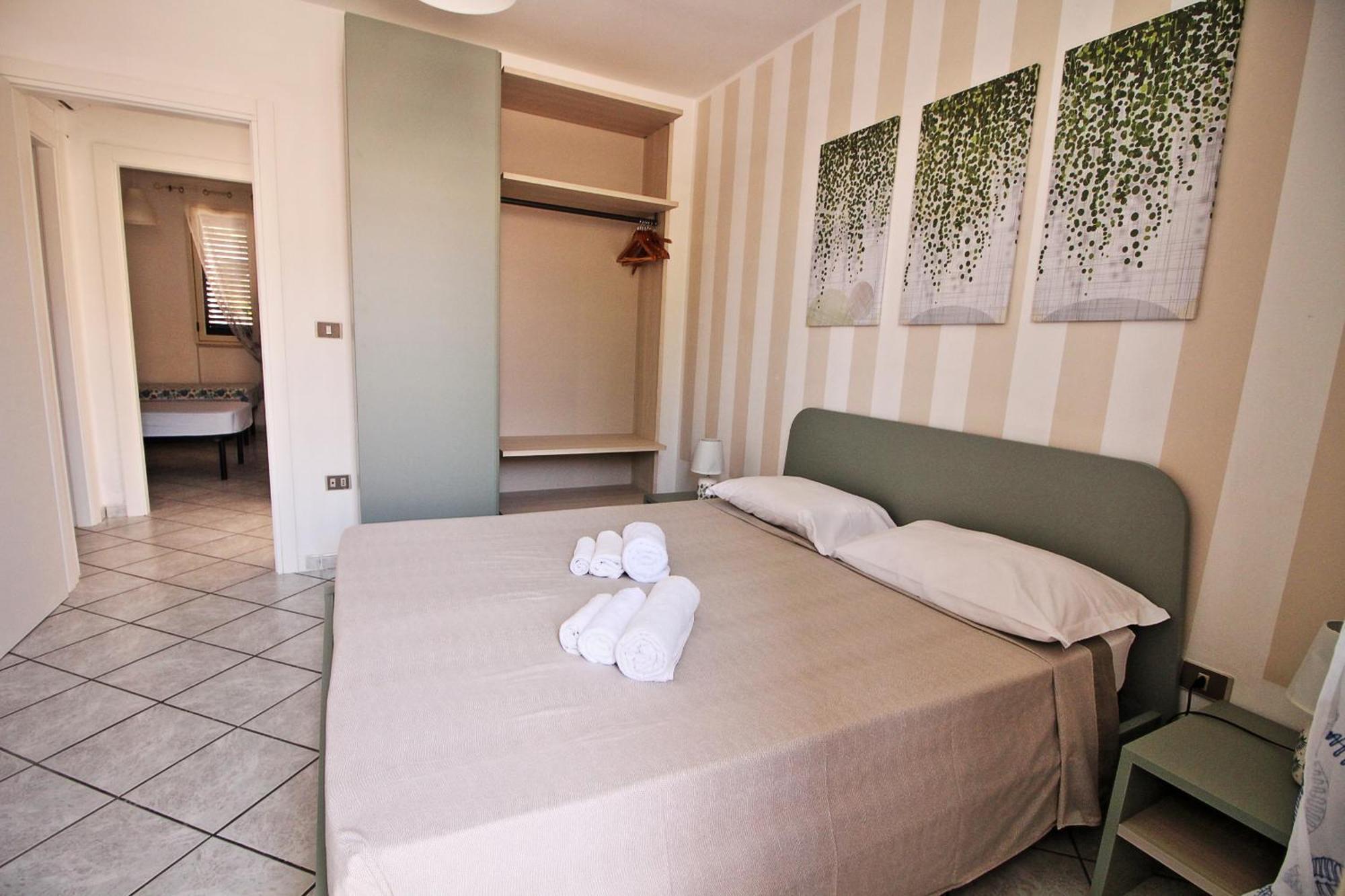 Residence Mare Azzurro Торе Сан Джовани Удженто Екстериор снимка