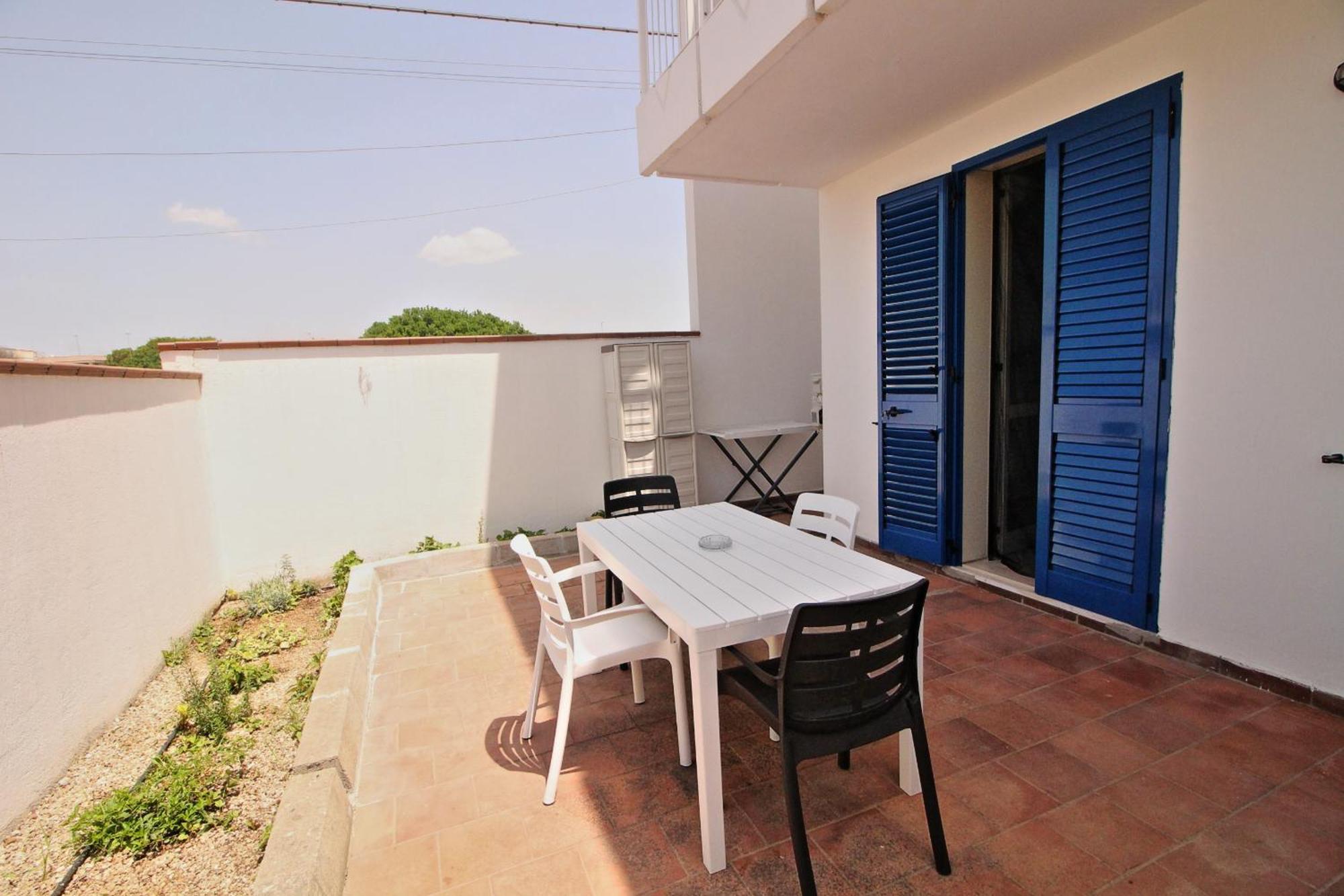Residence Mare Azzurro Торе Сан Джовани Удженто Екстериор снимка