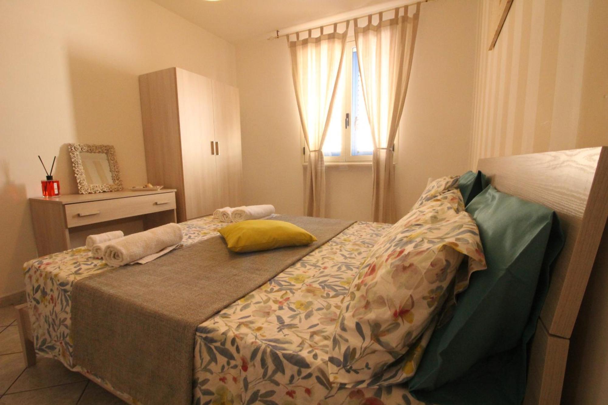 Residence Mare Azzurro Торе Сан Джовани Удженто Екстериор снимка